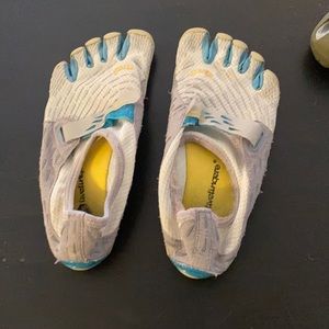 Vibram Water Shoe size 39